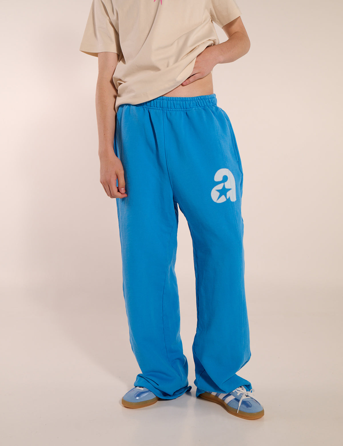 10012025Agybolookbook4137.jpg