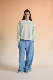 SIGNATURE LOGO CREWNECK  BABY BLUE