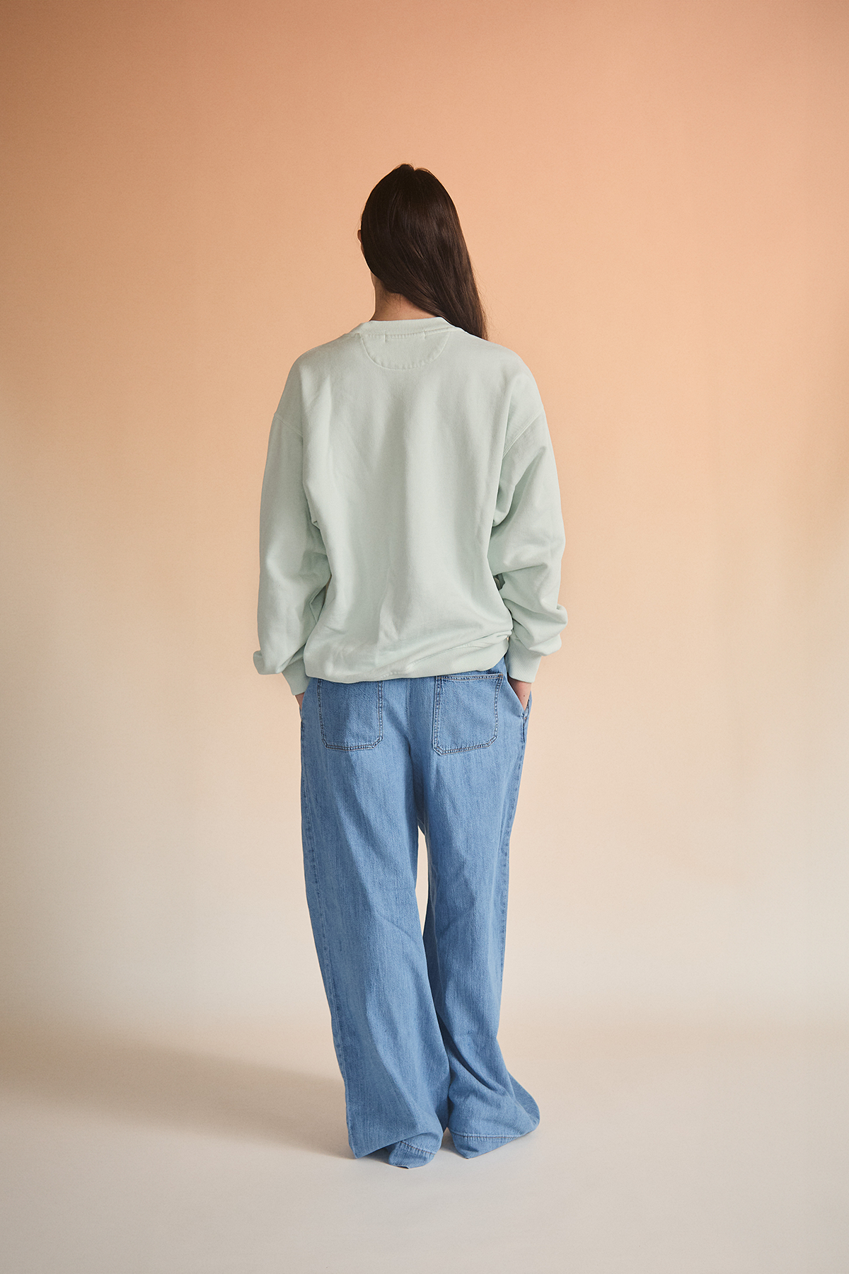SIGNATURE LOGO CREWNECK  BABY BLUE