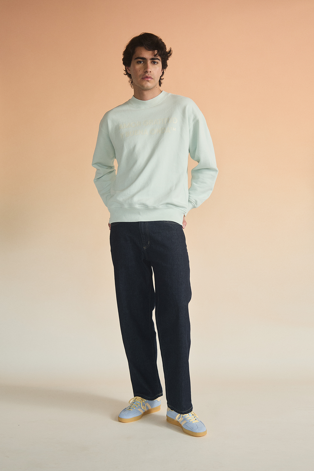 SIGNATURE LOGO CREWNECK  BABY BLUE