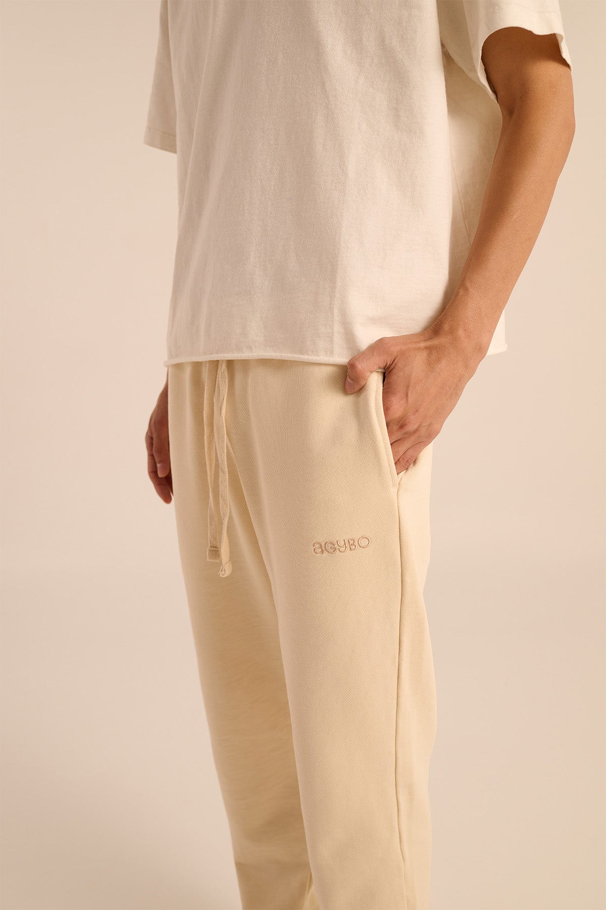 CORE JOGGERS BEIGE